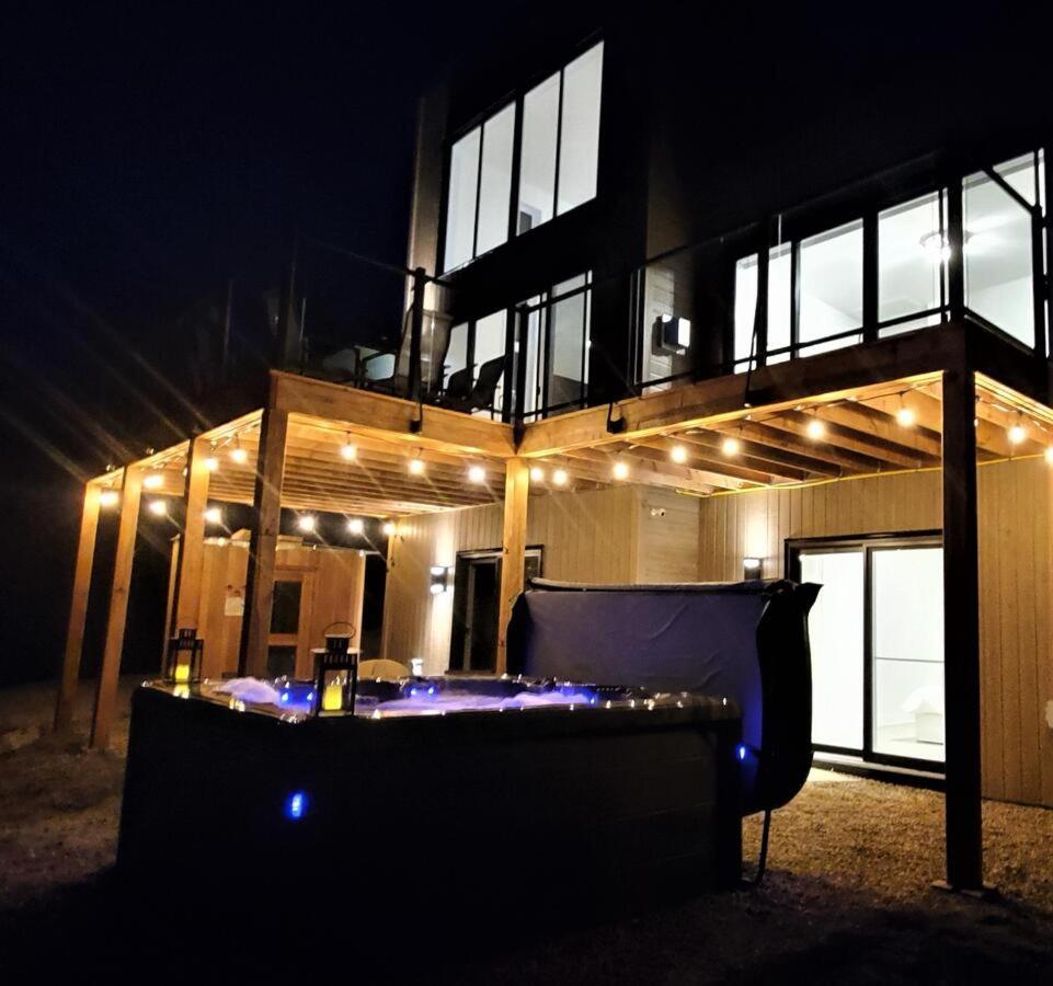 Chalet Serenity - Mont Tremblant Ski - Spa Sauna Wifi Tv Privet Chic Modern House Villa La Conception Exterior photo